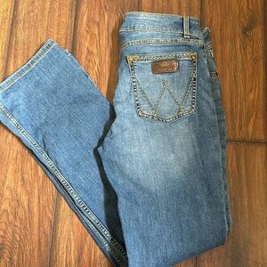 Wrangler women’s bootcut jeans 13/14 x 34